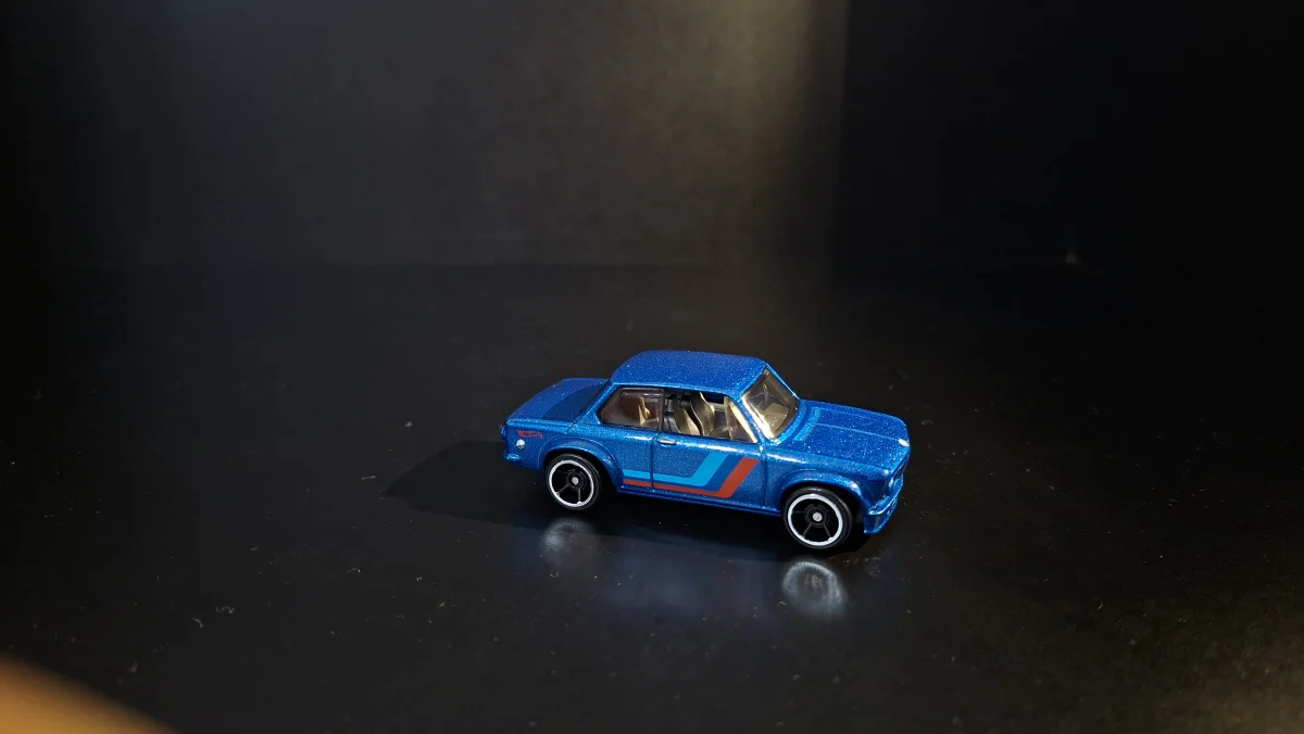 Hot Wheels BMW 2002 1:64