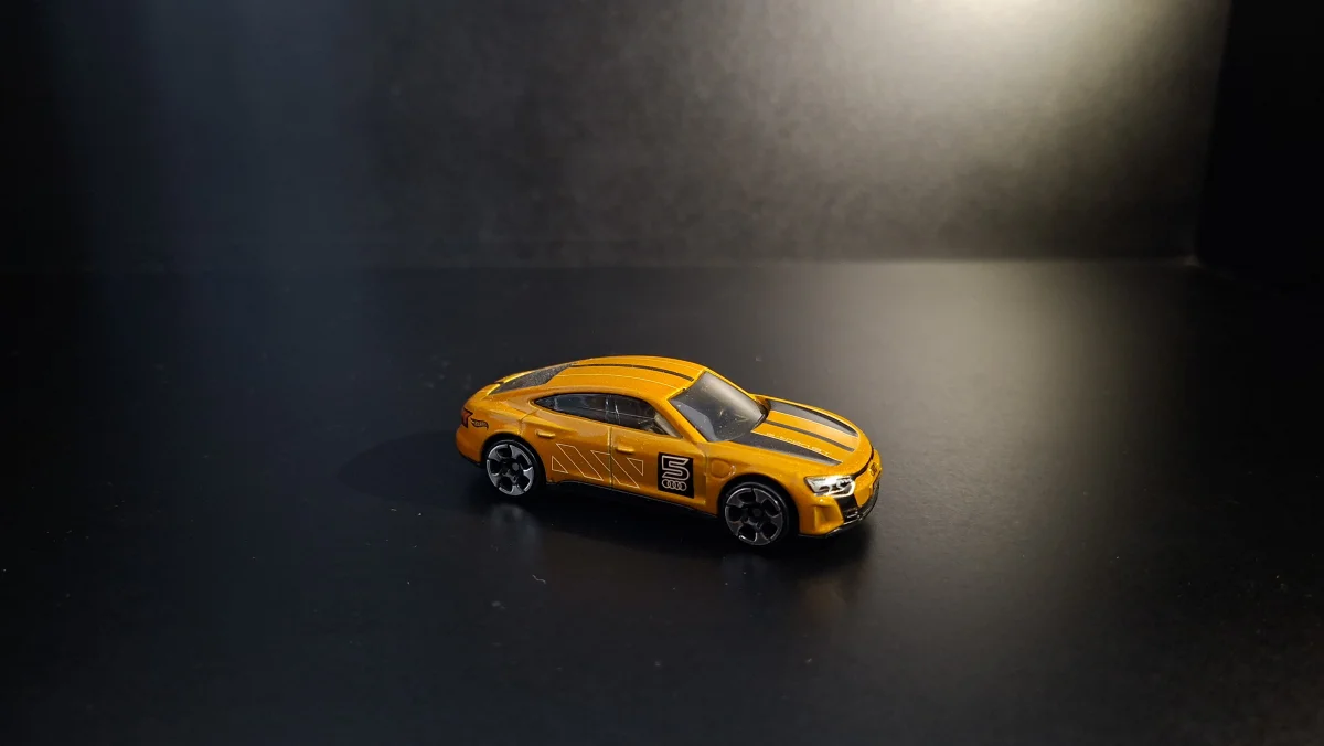 Hot Wheels Audi RS e-tron GT 1:64