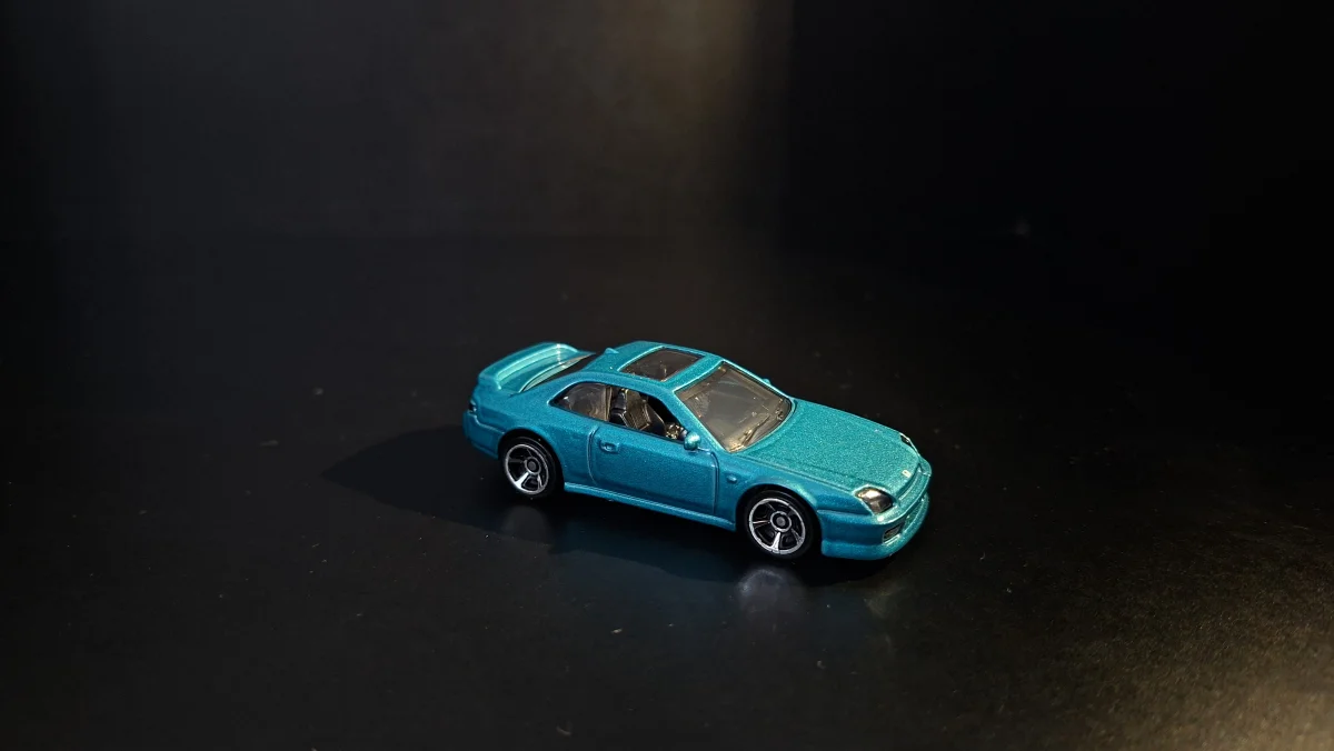 Hot Wheels 98 Honda Prelude 1:64