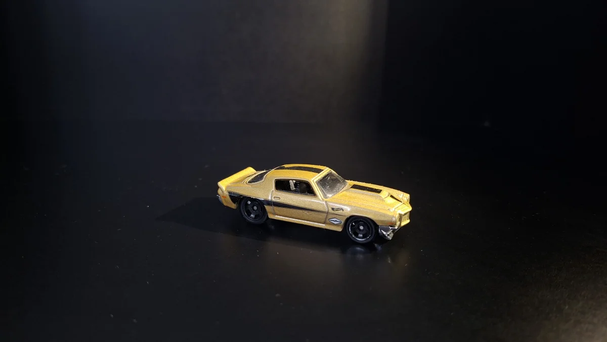 Hot Wheels 70 Camaro RS 1:64