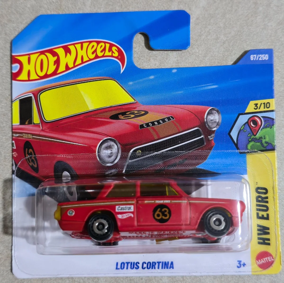 Hot Wheels Lotus Cortina 1:64