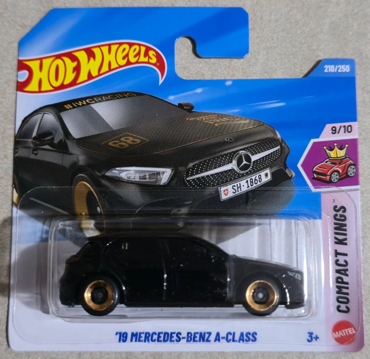 Hot Wheels '19 Mercedes-Benz A-Class 1:64
