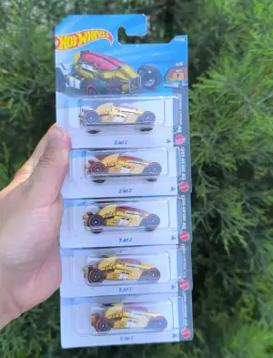Hot Wheels 2 Jet Z TH - 5kom