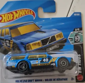 Hot Wheels Volvo 240 drift wagon
