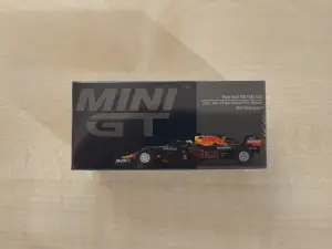 Mini GT Red Bull RB16B #33 Max Verstappen
