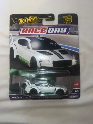 Hot Wheels 2018 BENTLEY CONTINENTAL GT3