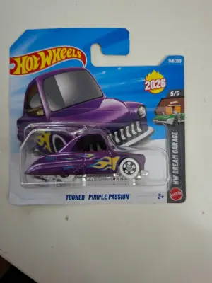 Hot Wheels Tooned Purple Passion