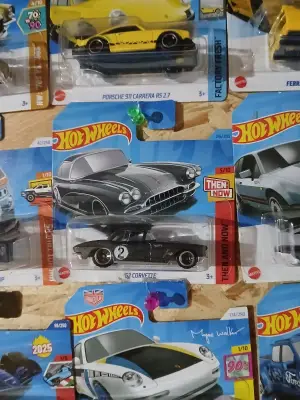 AutoArt 62 Corvettes 