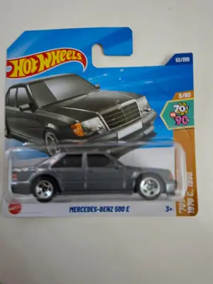 Hot Wheels Mercedes Benz 500 E