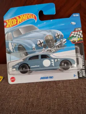 Hot Wheels Jaguar MK1