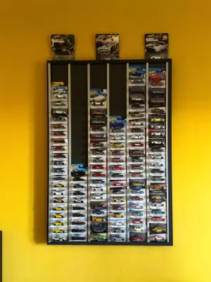 Hot Wheels Trenutna kolekcija 300+ modela