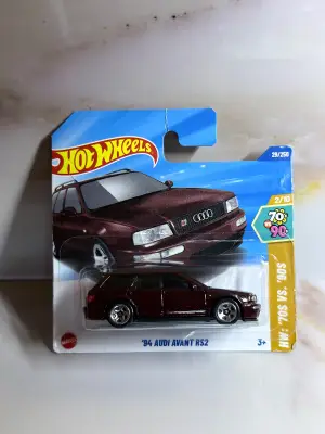 Hot Wheels ‘94 AUDI AVANT RS2