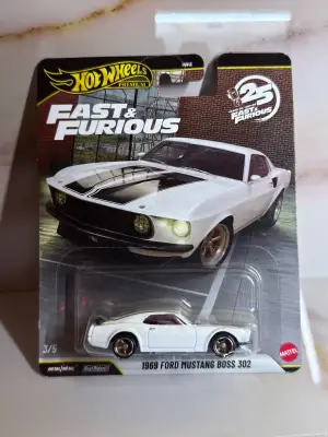 Hot Wheels 1969 FORD MUSTANG BOSS 302
