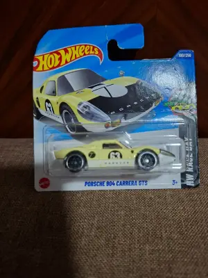 Hot Wheels Porsche 904 Carrera GTS