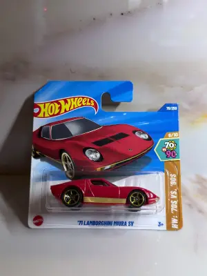 Hot Wheels ‘71 LAMBORGHINI MIURA SV