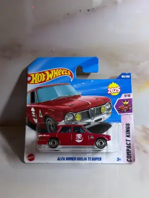 Hot Wheels ALFA ROMEO GIULIA TI SUPER