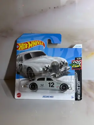 Hot Wheels JAGUAR MK1