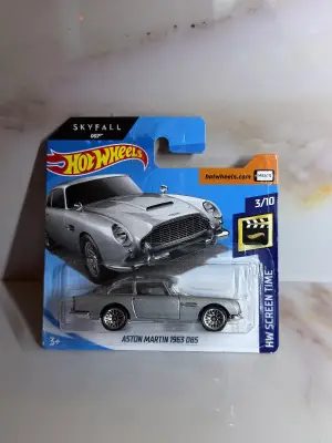 Hot Wheels ASTON MARTING 1963 DB5