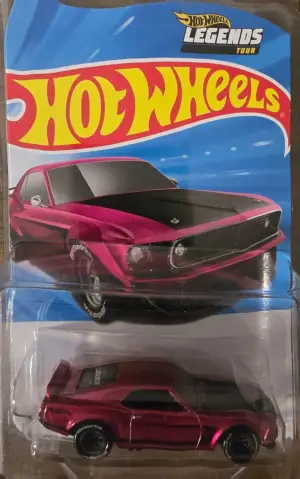 Hot Wheels '69 Ford Mustang Boss 302 1:64 - minigaraza.com