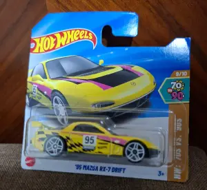 Hot Wheels '95 Mazda RX-7 drift