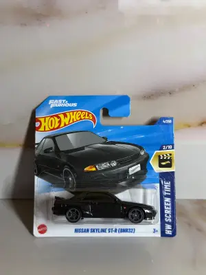 Hot Wheels NISSAN SKYLINE GT-R (BNR32)