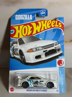 Hot Wheels NISSAN SKYLINE GT-R (R32)