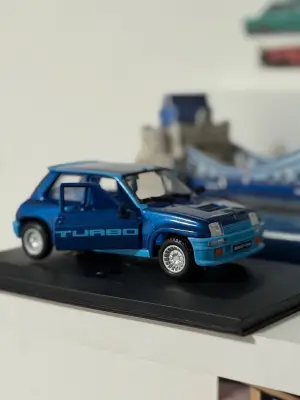 Bburago Renault 5 Turbo 1:36 - minigaraza.com