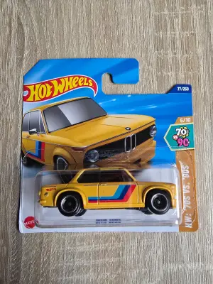 AutoArt BMW 1:64 - minigaraza.com
