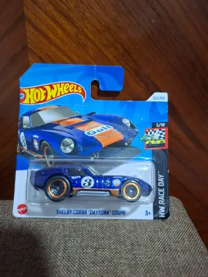 Hot Wheels Shelby Cobra Daytona Coupe
