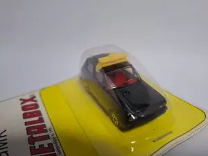 GMK METALBOX YUGO 1:64 - minigaraza.com