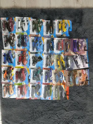 Hot Wheels Hot wheels 1:64 - minigaraza.com
