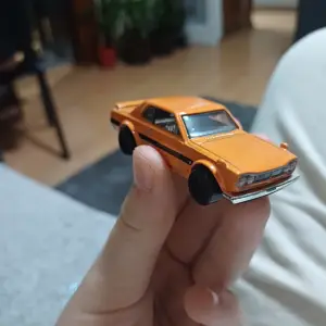 AutoArt Nissan skyline gt-r 2000