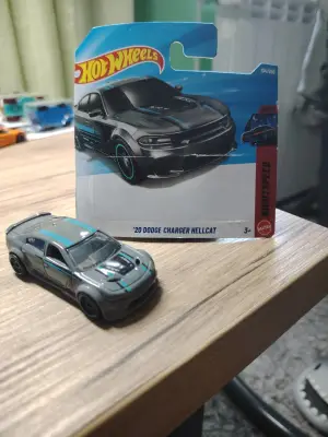 Hot Wheels Dodge Charger Hellcat