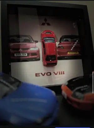 Welly Mitsubishi Lancer EVO VIII  1:36 - Minigaraža