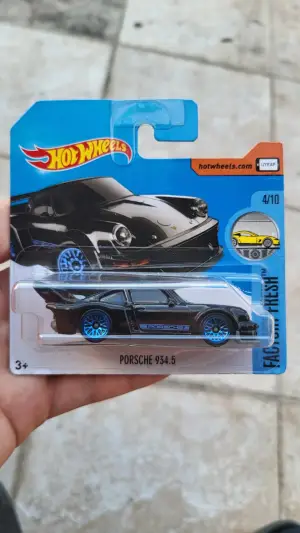 Hot Wheels Porsche 934.5