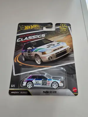 Hot Wheels MAZDA 323 GTR