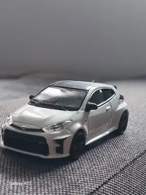 Bburago Toyota Yaris GR