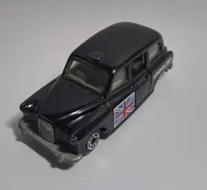 Aktuelni izazov - AUSTIN FX4 Taxi - Minigaraža