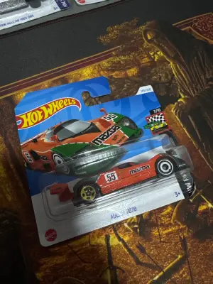 Hot Wheels mazda 787B