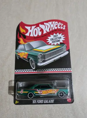 Hot Wheels '65 Ford Galaxie Collector Edition