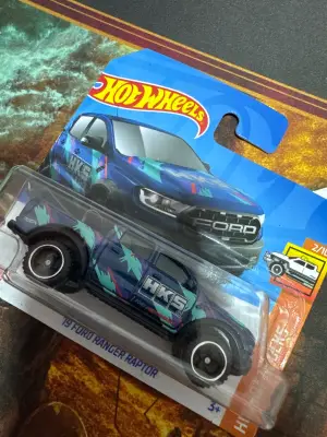 Hot Wheels 19 ford ranger raptor