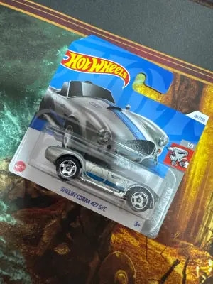 Hot Wheels shelby cobra 427 s/c