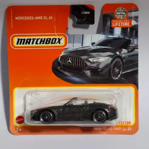 Matchbox MERCEDES-BENZ AMG SL 63 1:64 - Minigaraža