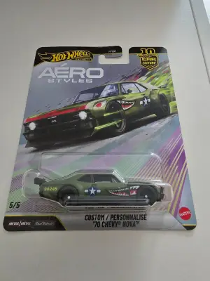 Hot Wheels CUSTOM/PERSONNALISÉ 70 CHEVY NOVA