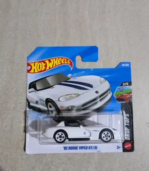 Hot Wheels '92 Dodge Viper RT/10