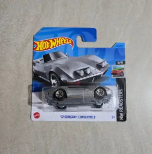 Hot Wheels '72 Stingray Convertible