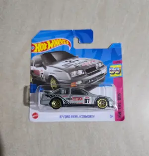 Hot Wheels '87 Ford Sierra Cosworth