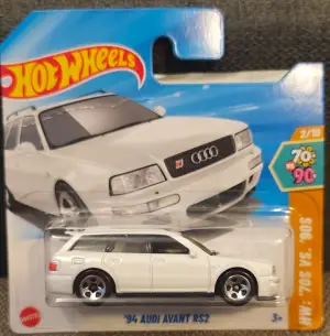 Hot Wheels '94 AUDI Avant RS2 1:64 - minigaraza.com