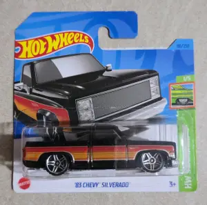 Hot Wheels '83 Chevy Silverado 1:64 - Minigaraža