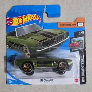 Hot Wheels '69 Camaro 1:64 - Minigaraža